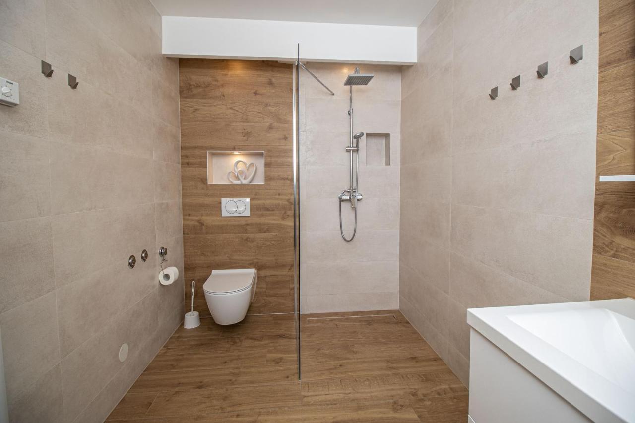 Apartmani Orion - Kasiopeja Vinkovci Exterior photo